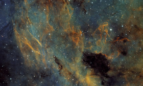 Région de Rémanent de supernova dans la constellation du Cygne Barnard 343